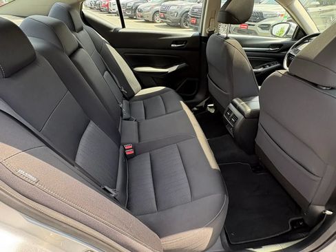 Used 2019 Nissan Altima 2.5 SV AWD/4WD image 26