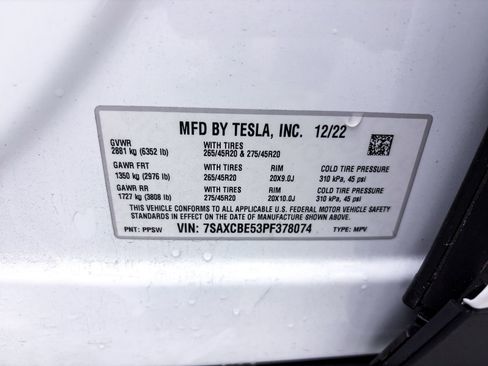 Used 2023 Tesla Model X image 36