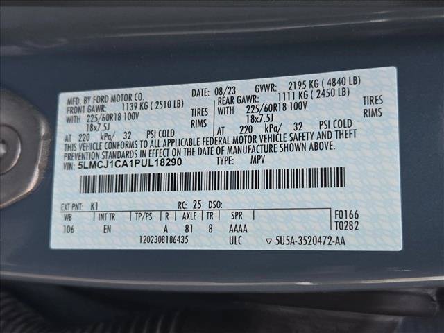 Used 2023 Lincoln Corsair FWD image 25
