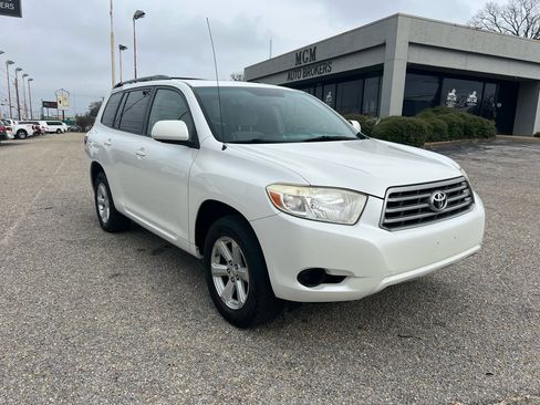 Used 2010 Toyota Highlander Limited image 24