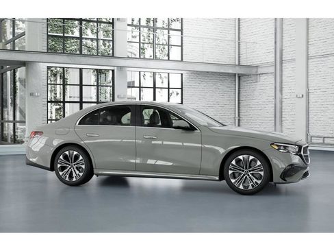 New 2026 Mercedes-Benz E 450 4MATIC Sedan image 14