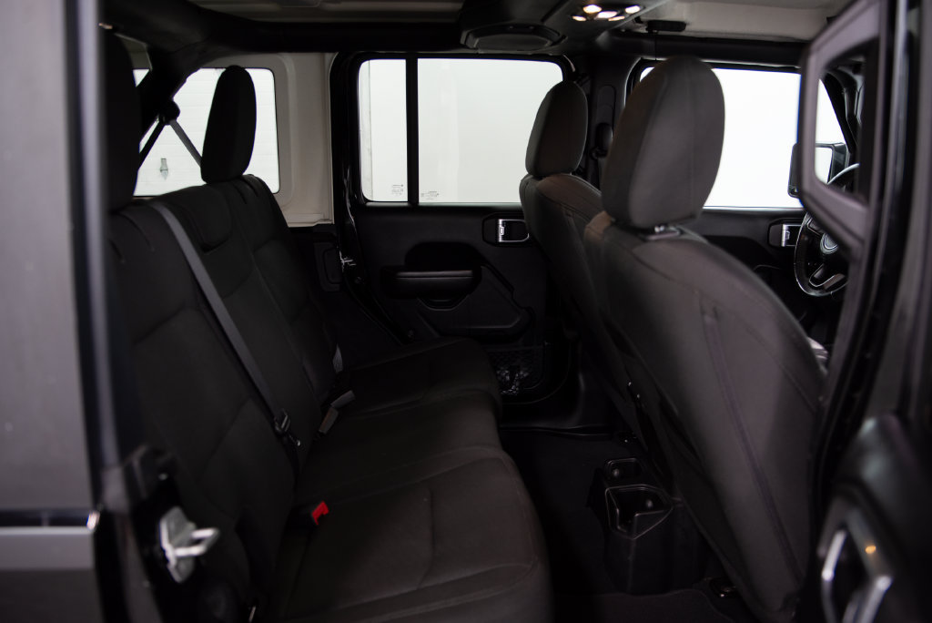 Used 2019 Jeep Wrangler Unlimited Sport S AWD/4WD image 21