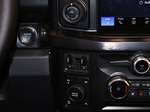 New 2026 Ford F250 Lariat w/ Black Appearance Package AWD/4WD image 23