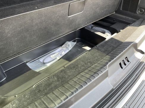 Used 2021 Ford Expedition Max XLT RWD image 50