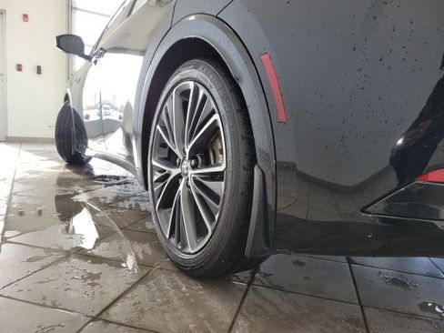 Used 2023 Toyota Prius XLE image 29