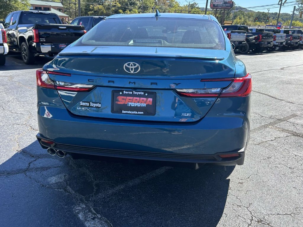 New 2026 Toyota Camry SE FWD image 4