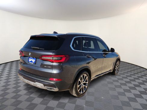 Used 2019 BMW X5 xDrive40i w/ Premium Package 2 image 4
