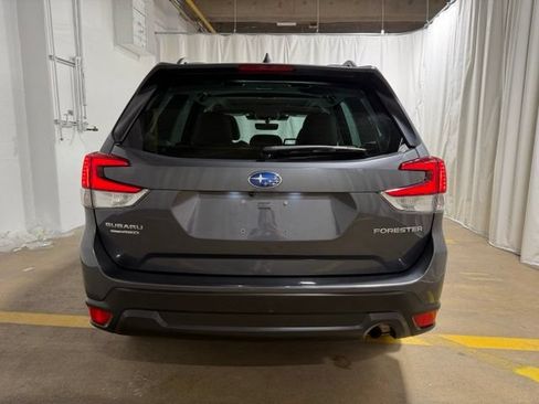 Certified 2023 Subaru Forester Premium AWD/4WD image 7