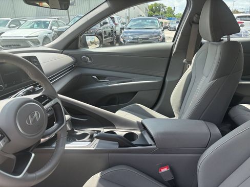 Used 2026 Hyundai Elantra Sport FWD image 22