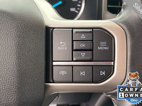 Used 2022 Ford Expedition XLT image 27