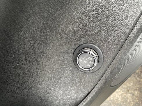 Used 2023 Chevrolet Blazer LT w/ Convenience Package image 13