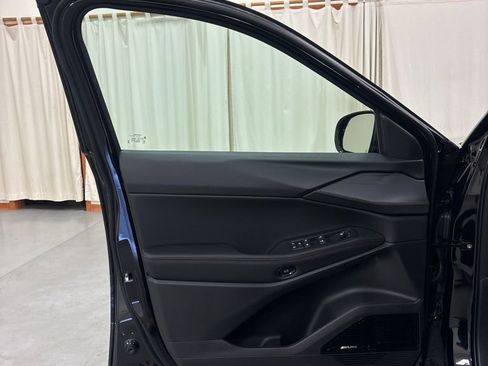 New 2026 Jeep Cherokee Limited image 18