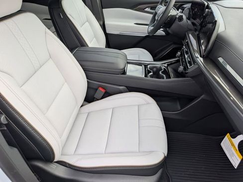 New 2026 Chevrolet Traverse High Country image 27