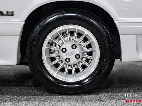 Used 1990 Ford Mustang GT image 12