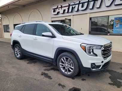 Used 2024 GMC Terrain SLT