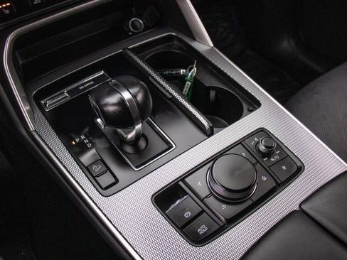 Used 2024 MAZDA CX-90 3.3 Turbo w/ Preferred Plus image 17