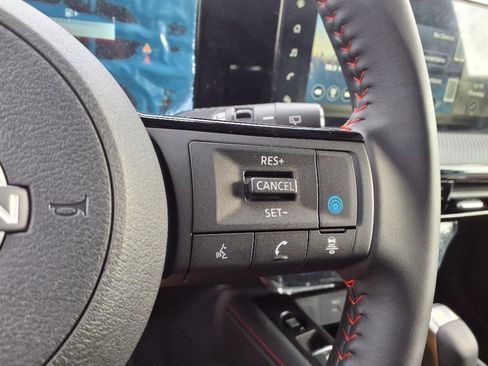 New 2025 Nissan Kicks SR w/ Illumination Package image 21