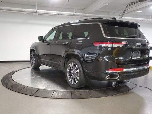 Used 2022 Jeep Grand Cherokee L Overland w/ Luxury Tech Group IV AWD/4WD image 16