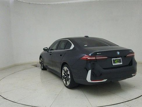 Used 2025 BMW 540i xDrive image 71