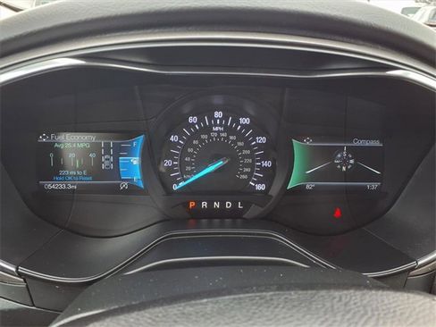 Used 2020 Ford Fusion SE w/ Equipment Group 151A image 12