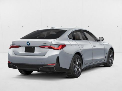New 2026 BMW i4 eDrive40 w/ M Sport Package RWD image 2