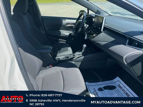 Used 2021 Toyota Corolla SE FWD image 25