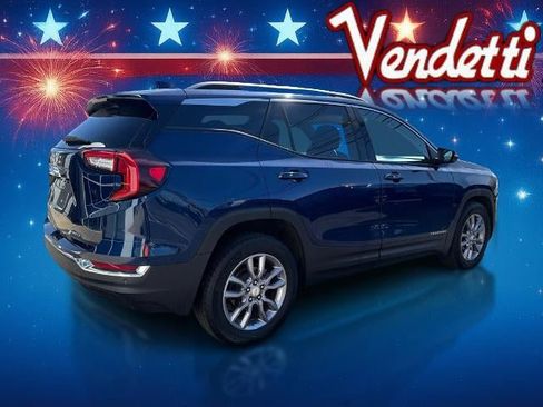 Used 2022 GMC Terrain SLT w/ Infotainment Package II image 5