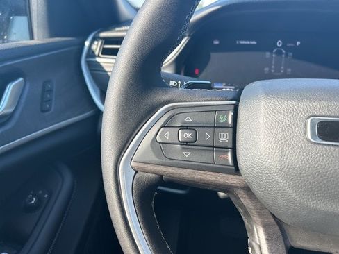 New 2025 Jeep Grand Cherokee L Limited w/ Luxury Tech Group II image 24