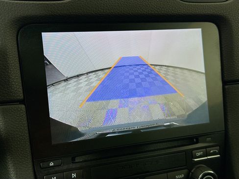 Certified 2018 Porsche 718 Cayman image 17