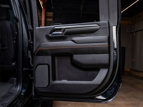 Used 2024 GMC Sierra 2500 AT4 w/ AT4 Premium Plus Package image 36