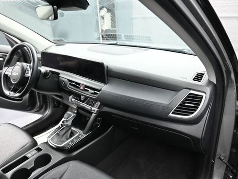 Used 2024 Kia Seltos SX image 11