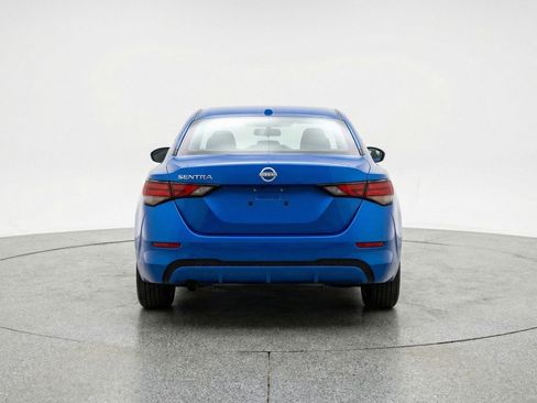 Used 2025 Nissan Sentra SV FWD image 7