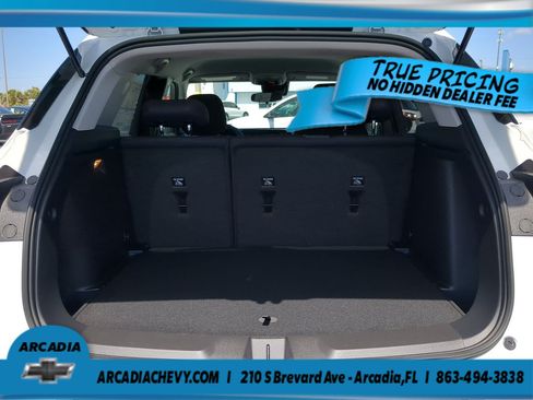 Used 2025 Chevrolet TrailBlazer LS w/ LS Convenience Package FWD image 13
