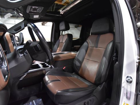 Used 2022 Chevrolet Silverado 1500 High Country AWD/4WD image 39