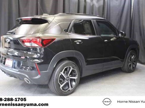 Used 2023 Chevrolet TrailBlazer RS w/ Sun and Liftgate Package image 13