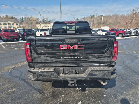 New 2026 GMC Sierra 2500 Denali w/ Denali Reserve Package AWD/4WD image 16