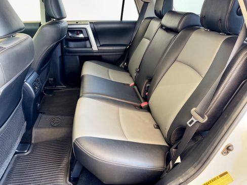 Used 2022 Toyota 4Runner SR5 Premium w/ Moonroof Package RWD image 25