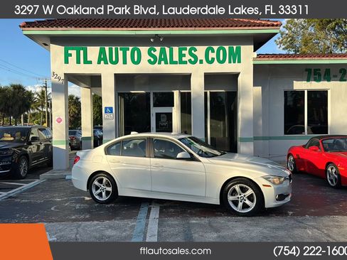 Used 2015 BMW 320i 320i Sedan 4D image 12