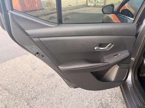Used 2023 Nissan Sentra SV FWD image 25