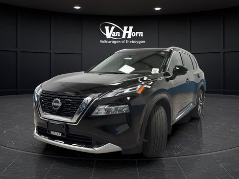 Used 2023 Nissan Rogue Platinum w/ Platinum Premium Package FWD image 3