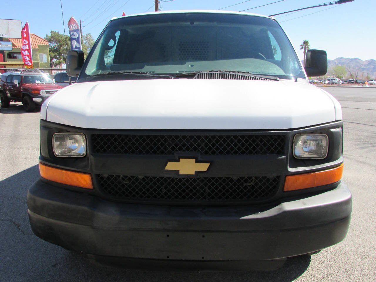 Used 2013 Chevrolet Express 2500 RWD image 8