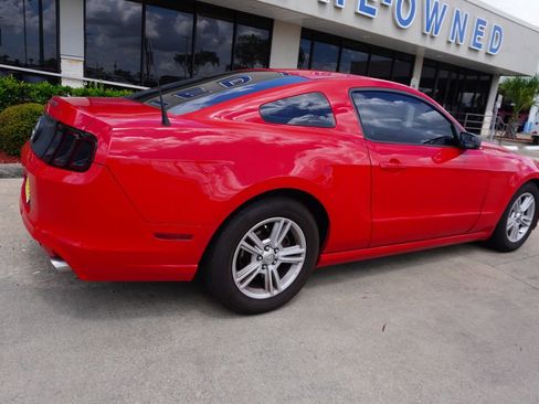 Used 2014 Ford Mustang Coupe RWD image 6