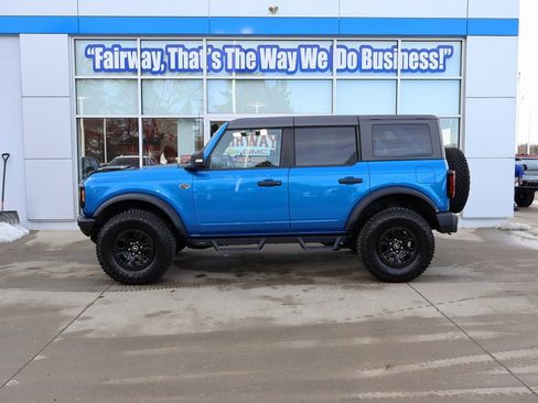 Used 2022 Ford Bronco Wildtrak image 7