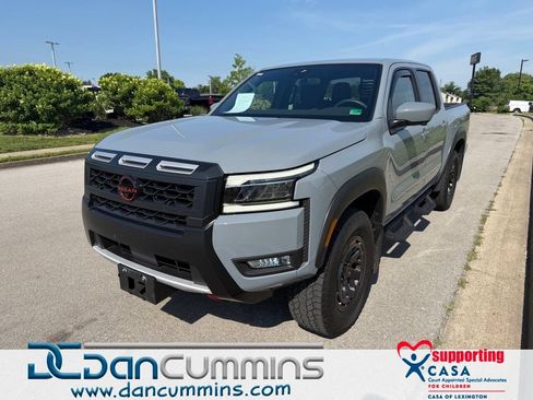 Used 2025 Nissan Frontier PRO-4X w/ Pro Convenience Package AWD/4WD image 1
