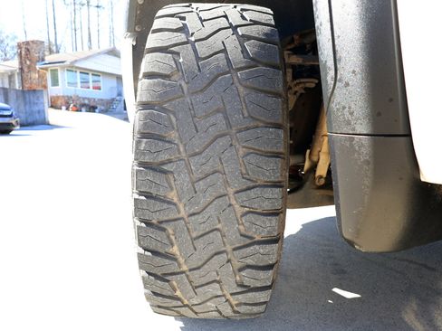 Used 2022 GMC Sierra 2500 Denali w/ Denali Ultimate Package image 24