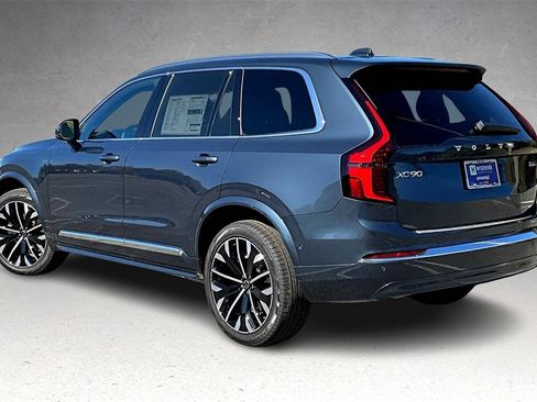 New 2026 Volvo XC90 B6 Plus w/ Protection Package image 3