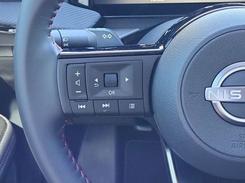 New 2026 Nissan Kicks SR w/ Cold Weather Package AWD/4WD image 10