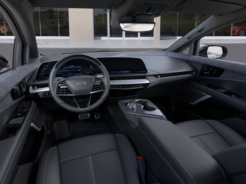 New 2026 Cadillac Optiq Sport 1 w/ LPO, Floor Liner Package AWD/4WD image 15