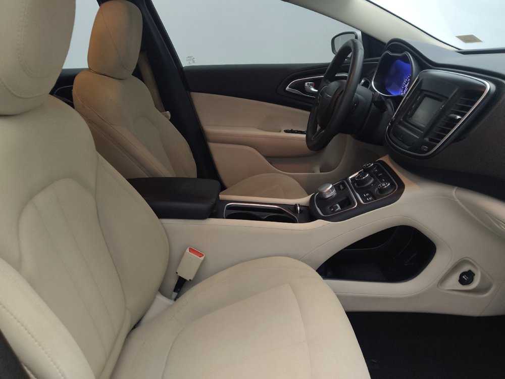 Used 2016 Chrysler 200 Limited FWD image 21