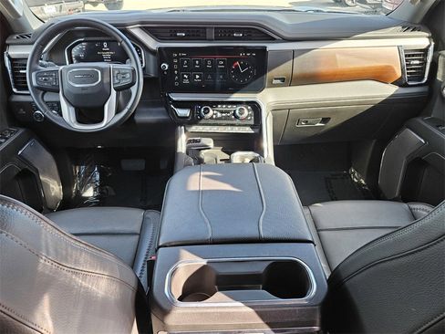 Used 2024 GMC Sierra 1500 Denali w/ Denali Reserve Package image 40
